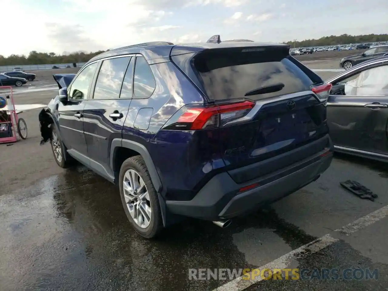 3 Фотография поврежденного автомобиля JTMN1RFV9KD500194 TOYOTA RAV4 2019