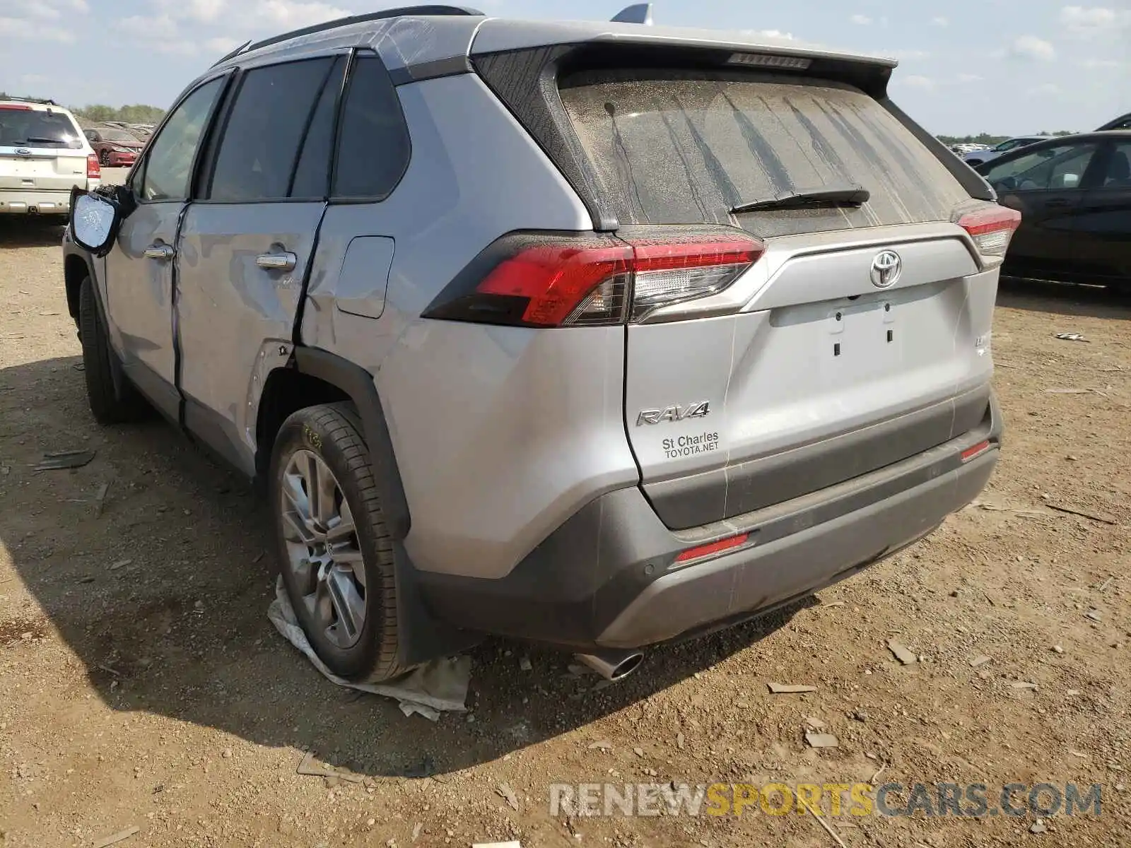 3 Photograph of a damaged car JTMN1RFVXKD009617 TOYOTA RAV4 2019