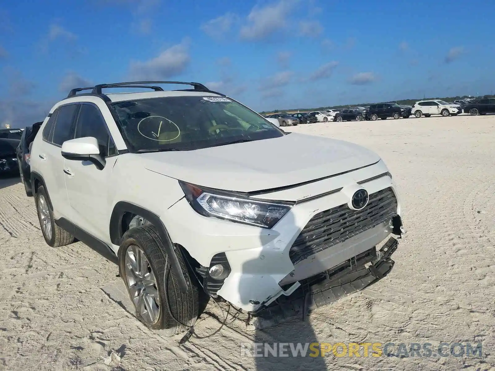 1 Photograph of a damaged car JTMN1RFVXKD021251 TOYOTA RAV4 2019