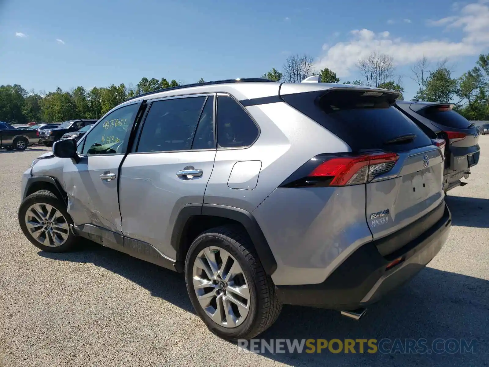 3 Photograph of a damaged car JTMN1RFVXKD036722 TOYOTA RAV4 2019