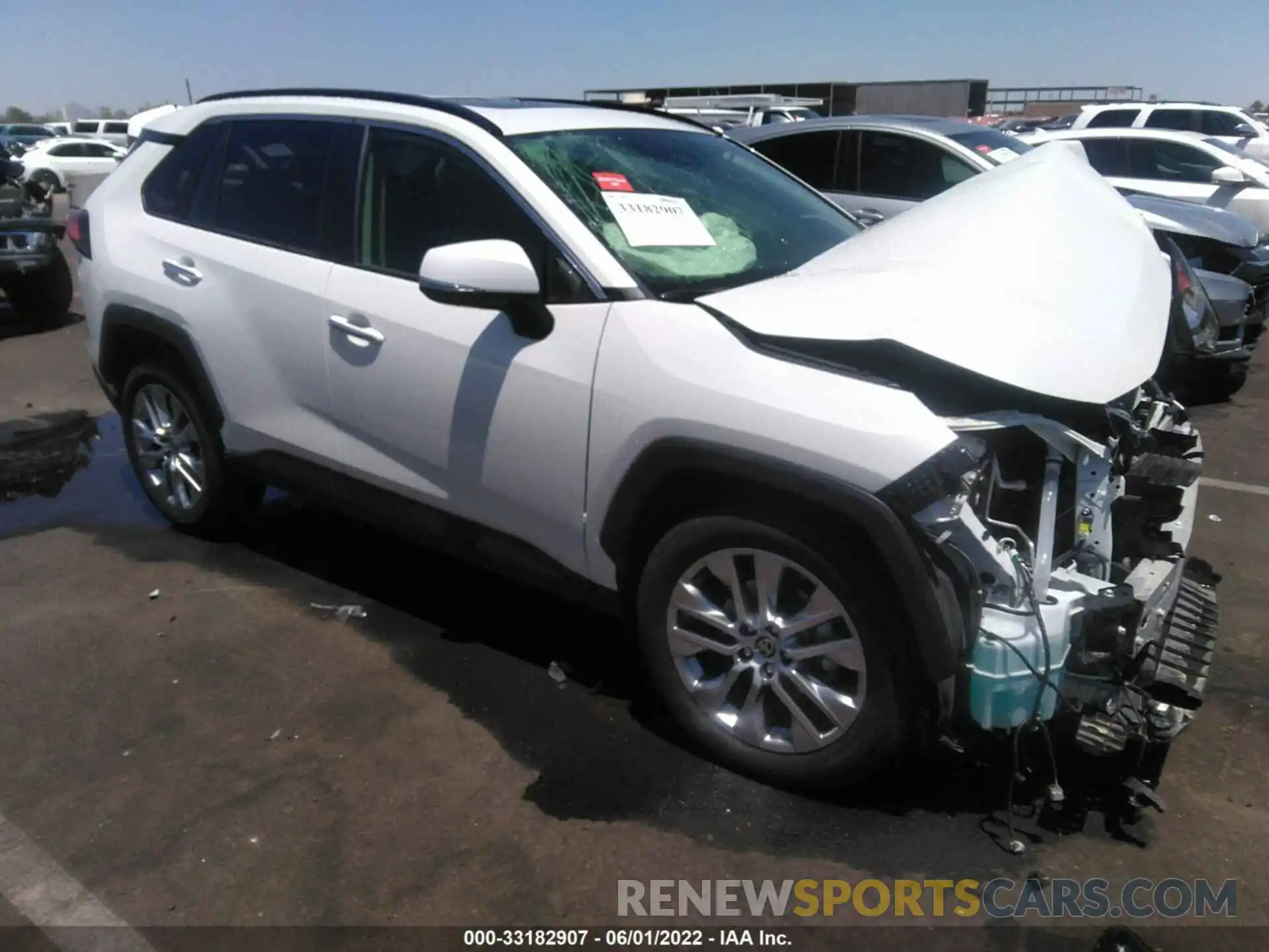 1 Photograph of a damaged car JTMN1RFVXKD040611 TOYOTA RAV4 2019