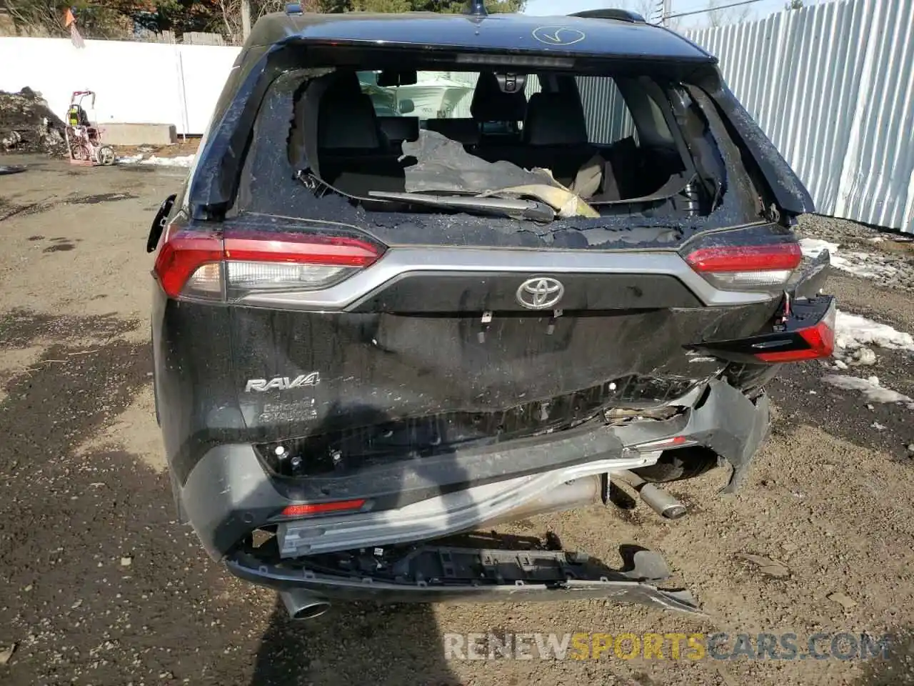 9 Photograph of a damaged car JTMN1RFVXKD513620 TOYOTA RAV4 2019