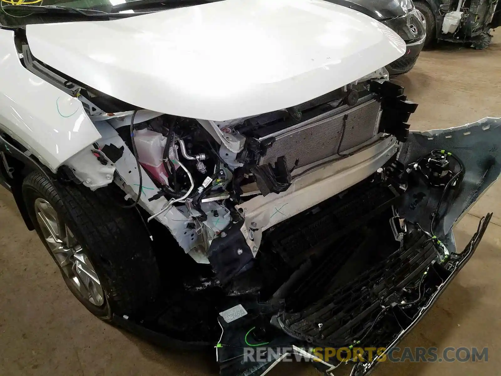 9 Photograph of a damaged car JTMN1RFVXKD514153 TOYOTA RAV4 2019