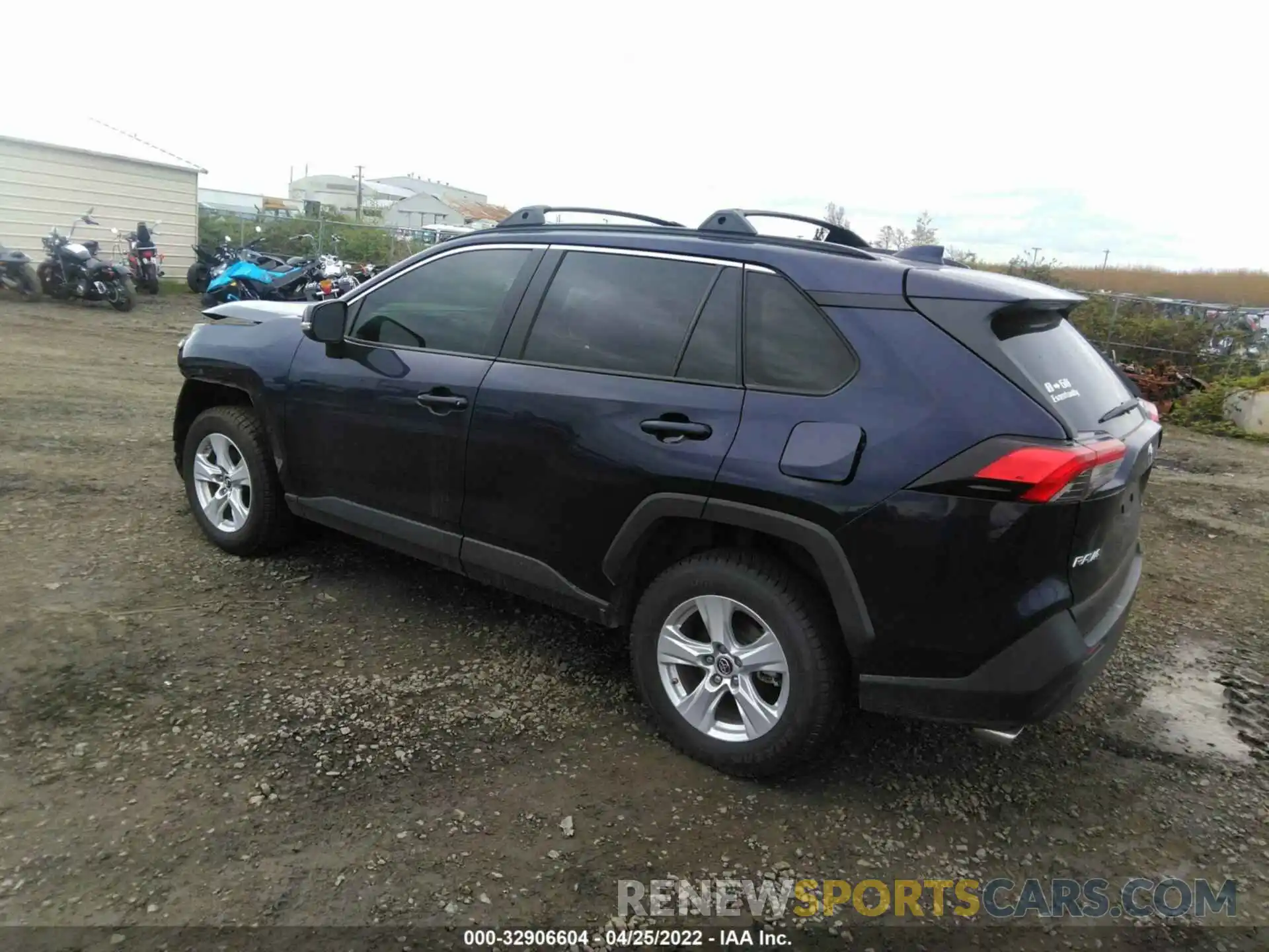 3 Photograph of a damaged car JTMP1RFV0KD006394 TOYOTA RAV4 2019