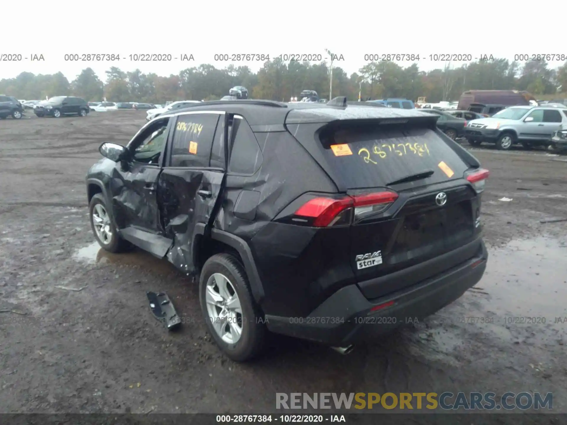 3 Photograph of a damaged car JTMP1RFV0KD009117 TOYOTA RAV4 2019