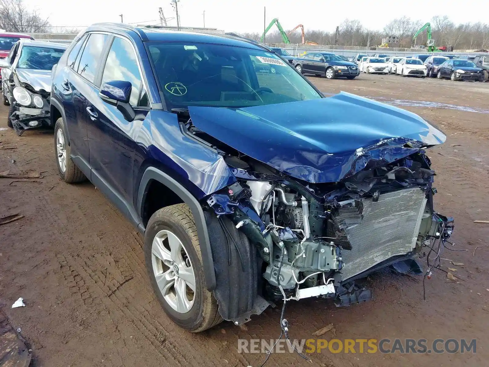 1 Photograph of a damaged car JTMP1RFV0KD012471 TOYOTA RAV4 2019