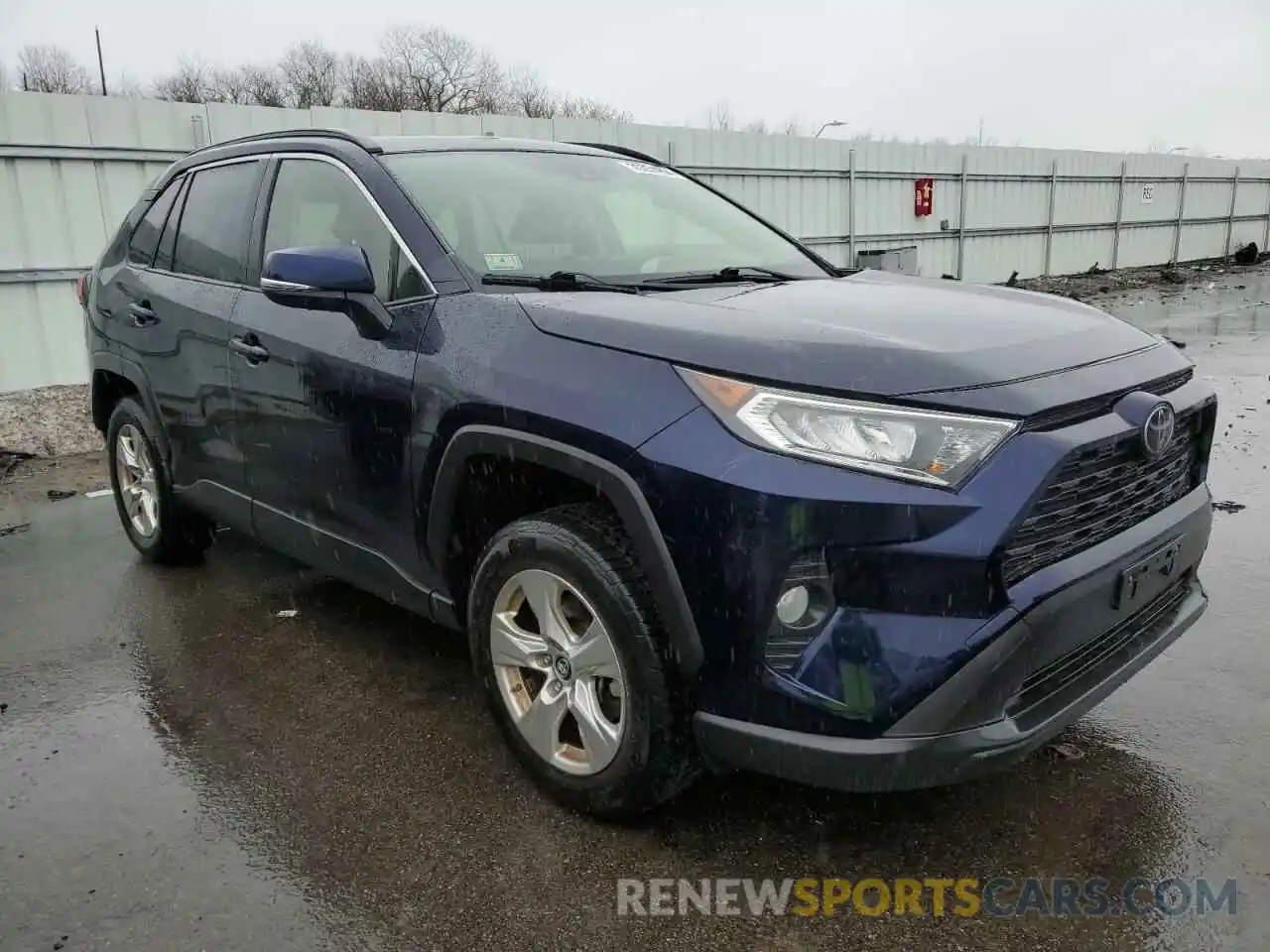 4 Photograph of a damaged car JTMP1RFV0KD024149 TOYOTA RAV4 2019