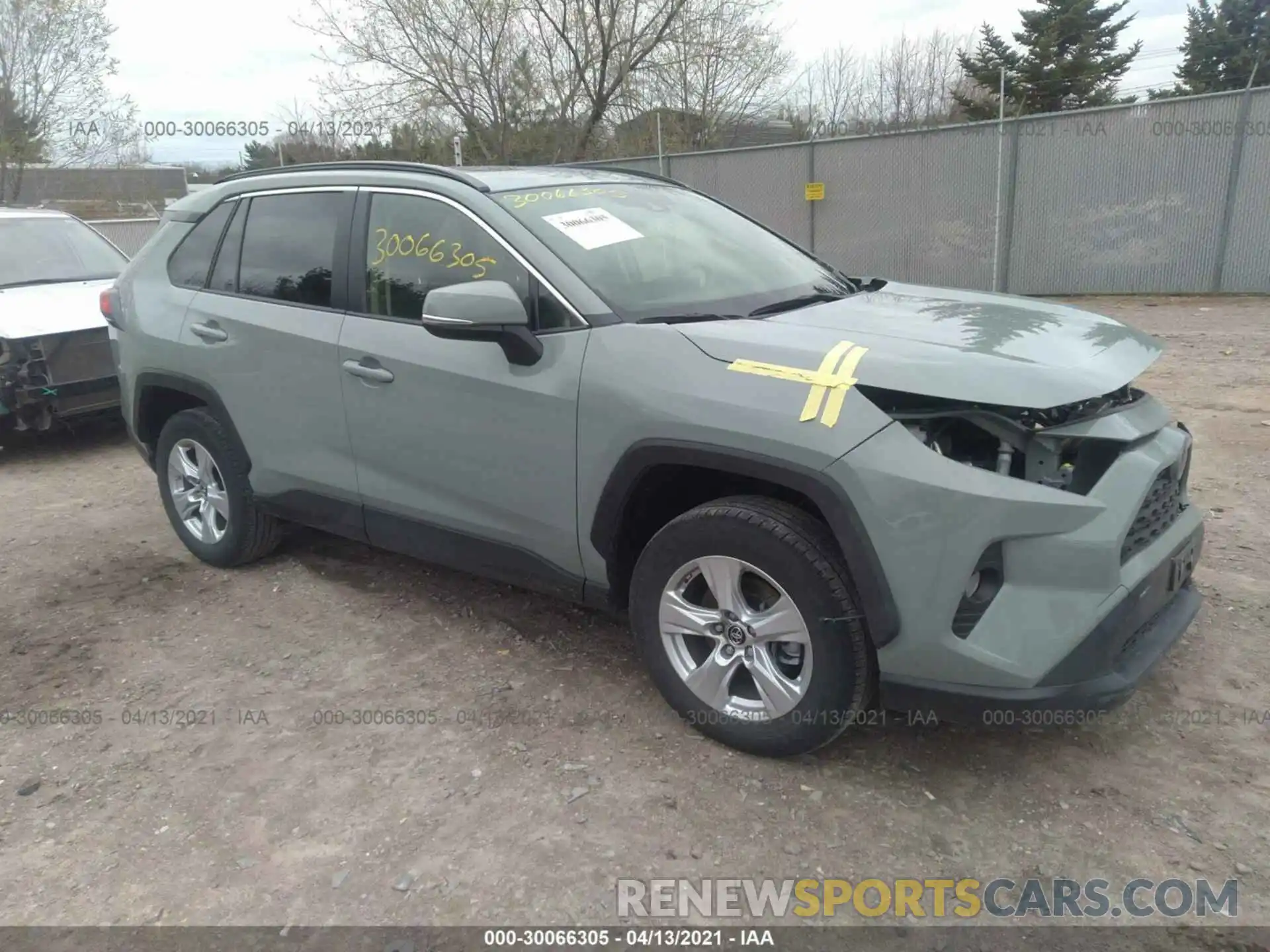 1 Photograph of a damaged car JTMP1RFV0KD026256 TOYOTA RAV4 2019