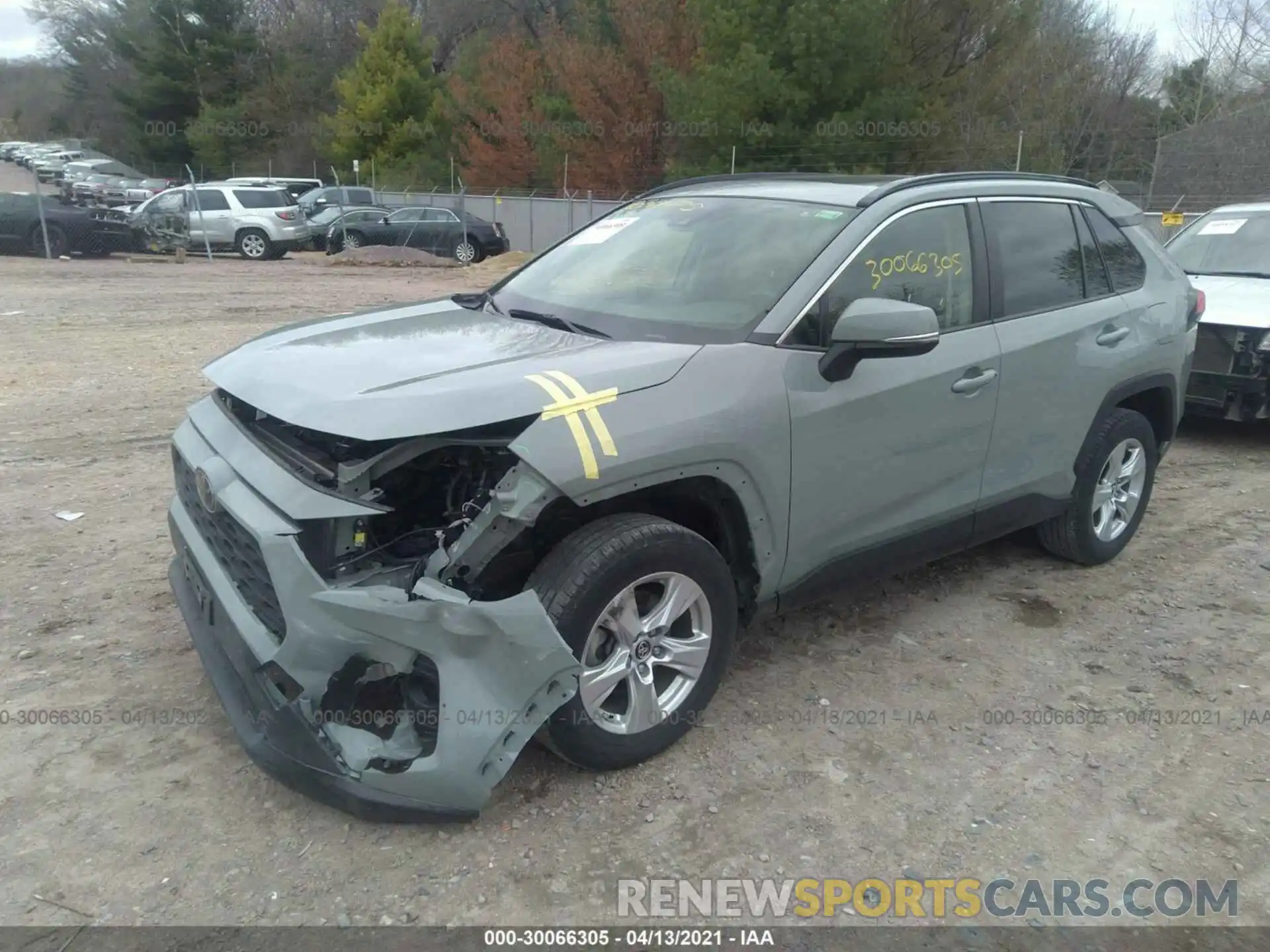 2 Photograph of a damaged car JTMP1RFV0KD026256 TOYOTA RAV4 2019