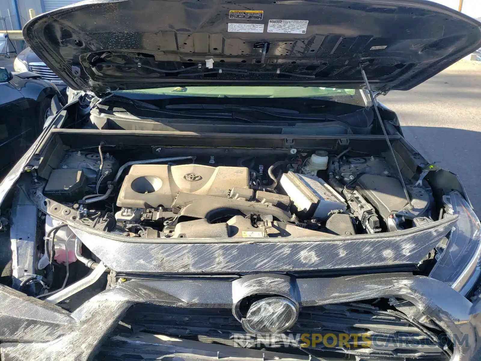 7 Photograph of a damaged car JTMP1RFV0KD029772 TOYOTA RAV4 2019