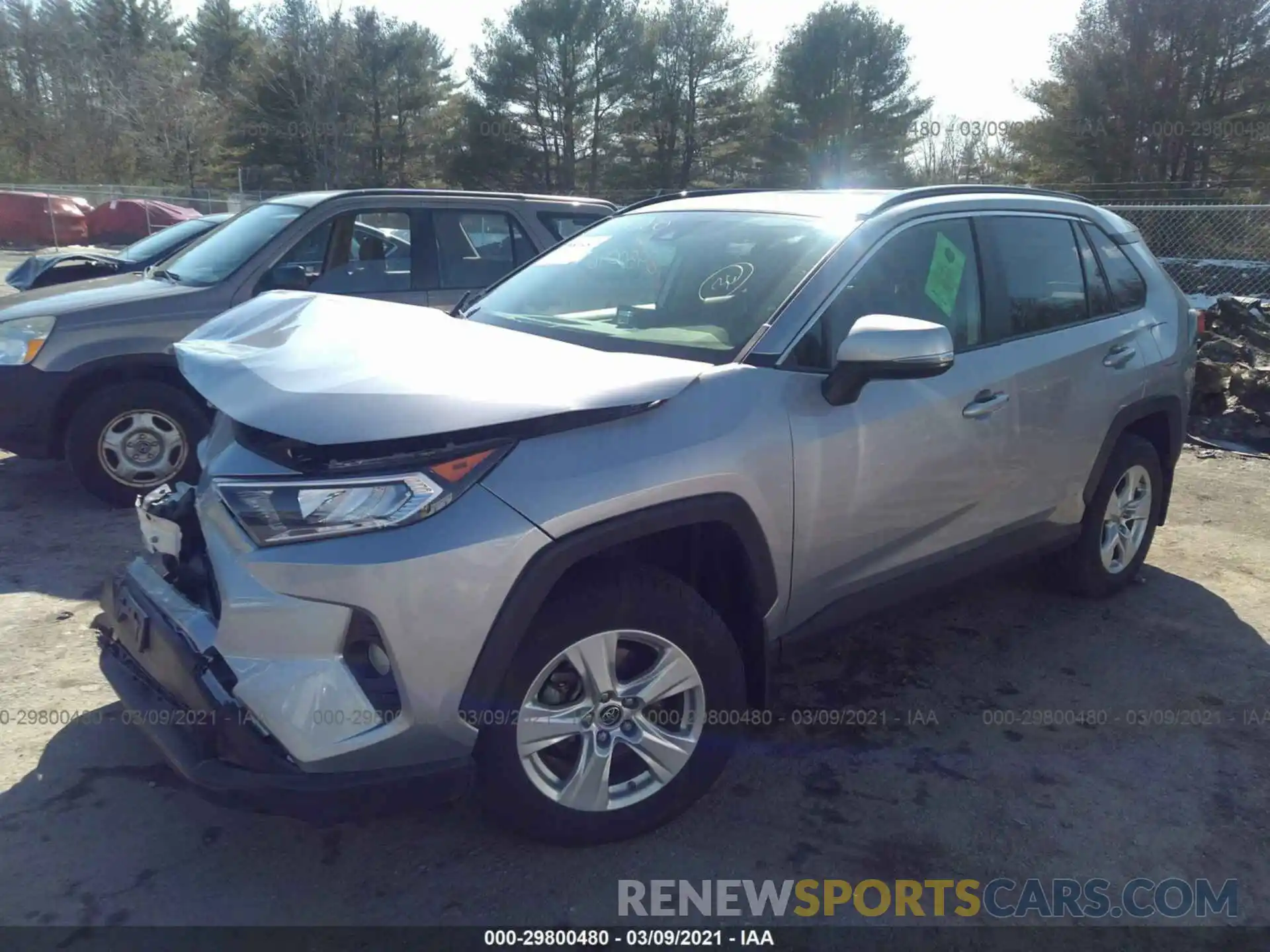 2 Photograph of a damaged car JTMP1RFV0KD030212 TOYOTA RAV4 2019