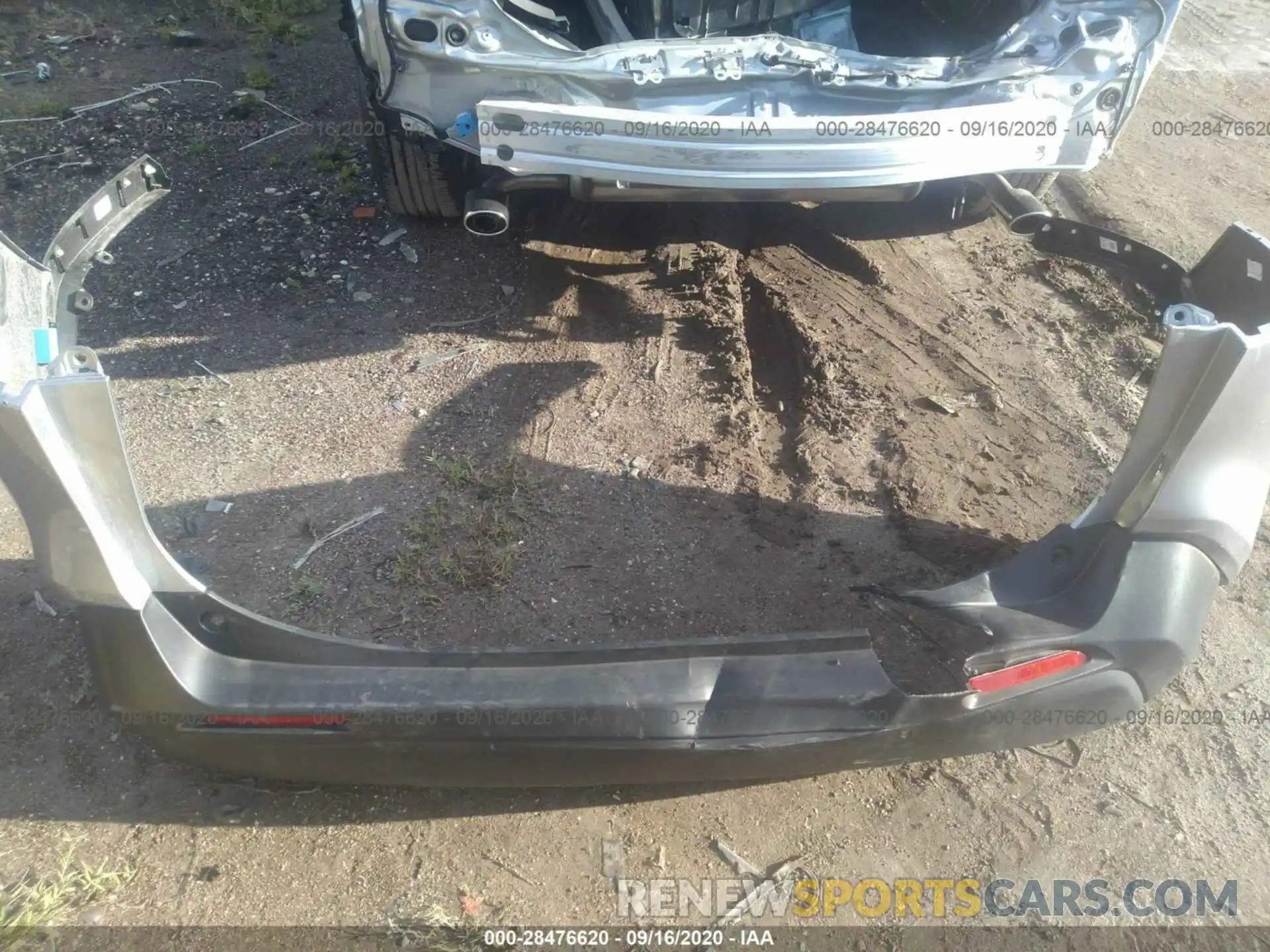 12 Photograph of a damaged car JTMP1RFV0KD033014 TOYOTA RAV4 2019