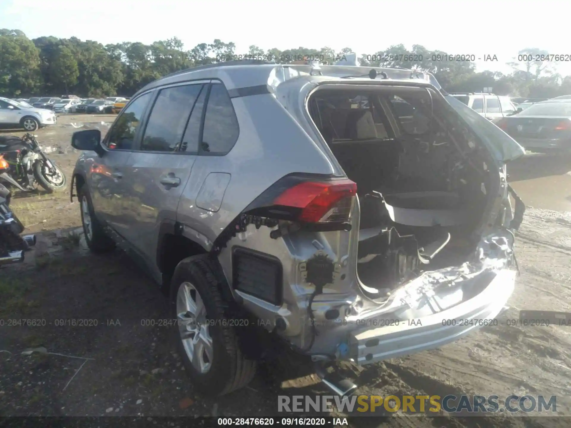 3 Фотография поврежденного автомобиля JTMP1RFV0KD033014 TOYOTA RAV4 2019