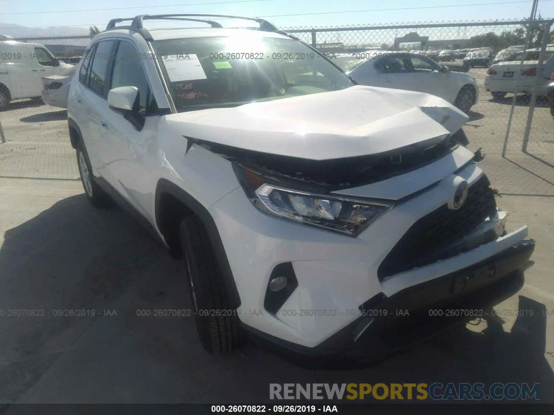 1 Фотография поврежденного автомобиля JTMP1RFV0KD034762 TOYOTA RAV4 2019