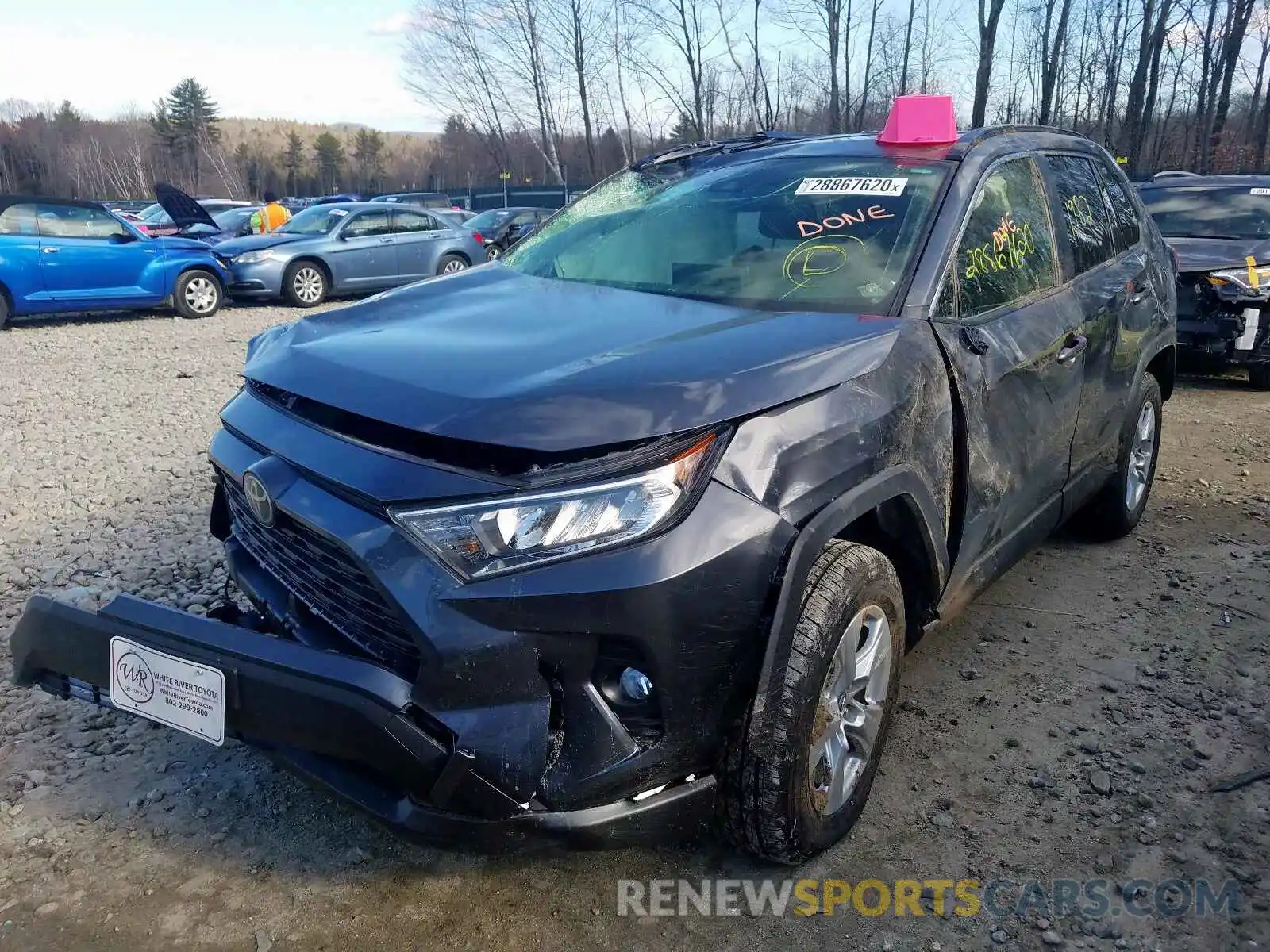 2 Photograph of a damaged car JTMP1RFV0KD035426 TOYOTA RAV4 2019