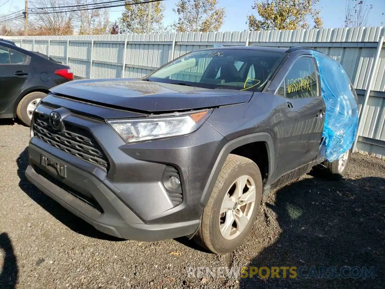 2 Photograph of a damaged car JTMP1RFV0KD041775 TOYOTA RAV4 2019