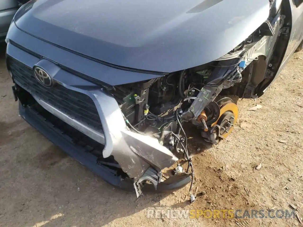 9 Photograph of a damaged car JTMP1RFV0KD503686 TOYOTA RAV4 2019