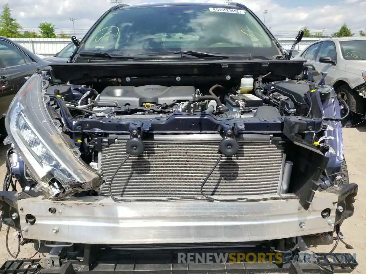 9 Photograph of a damaged car JTMP1RFV0KD506894 TOYOTA RAV4 2019