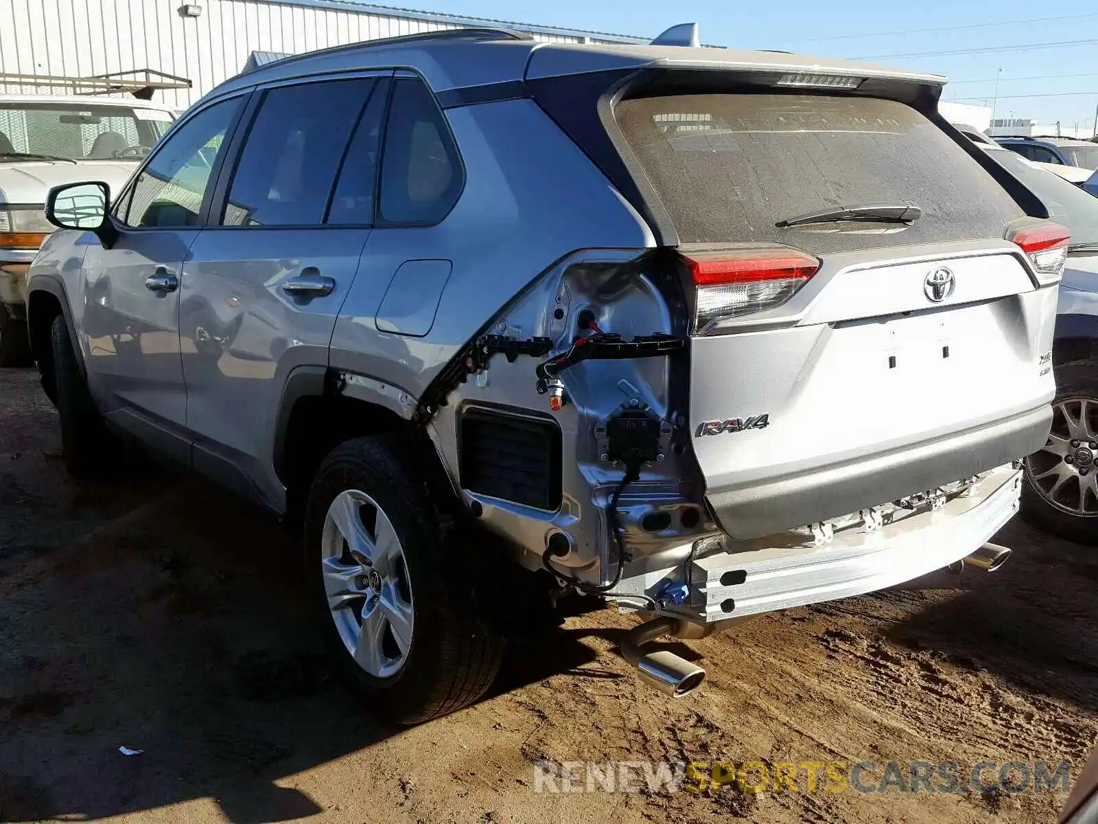 4 Photograph of a damaged car JTMP1RFV0KD507107 TOYOTA RAV4 2019