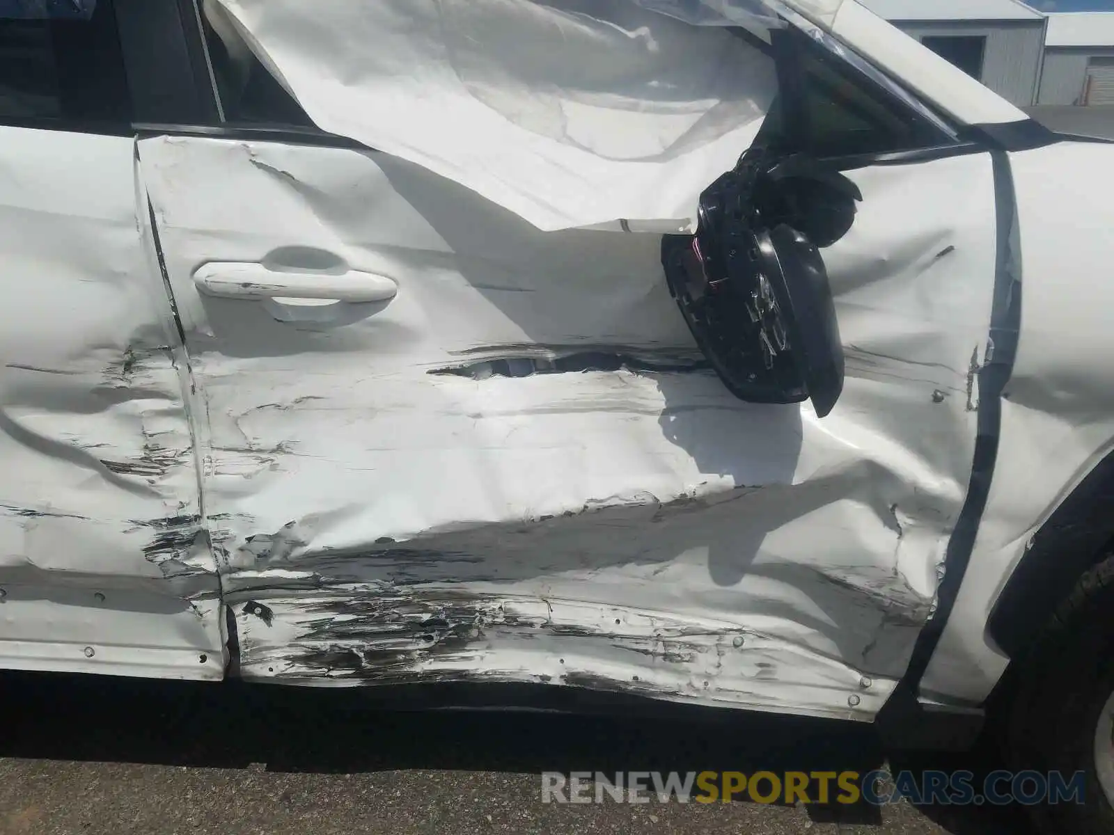9 Photograph of a damaged car JTMP1RFV0KD507222 TOYOTA RAV4 2019