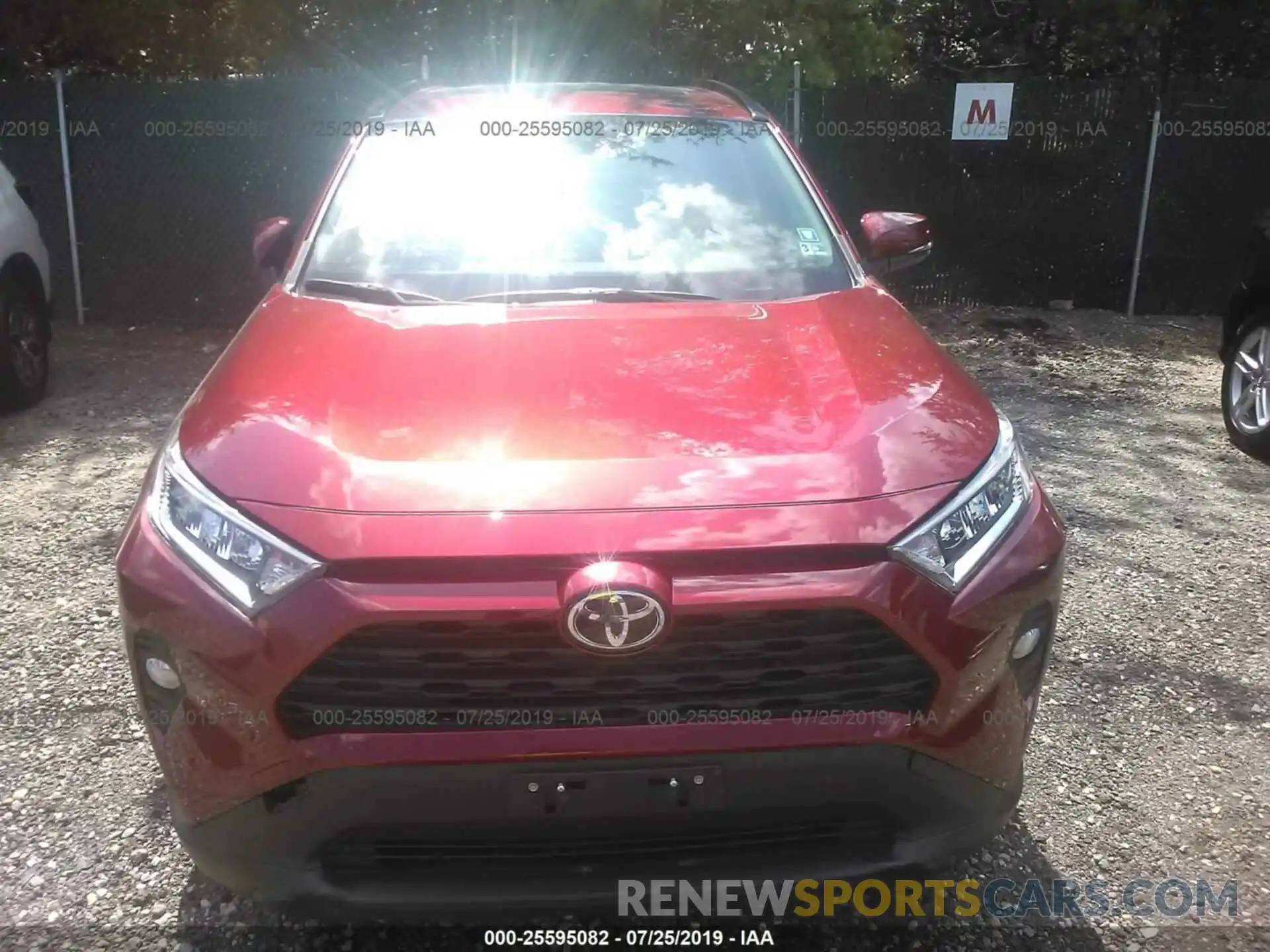 6 Photograph of a damaged car JTMP1RFV0KD512808 TOYOTA RAV4 2019