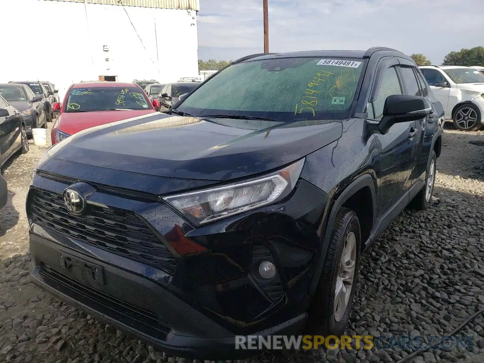 2 Photograph of a damaged car JTMP1RFV0KJ009619 TOYOTA RAV4 2019