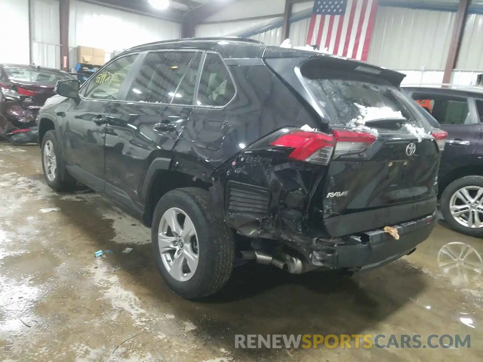 3 Photograph of a damaged car JTMP1RFV0KJ010091 TOYOTA RAV4 2019