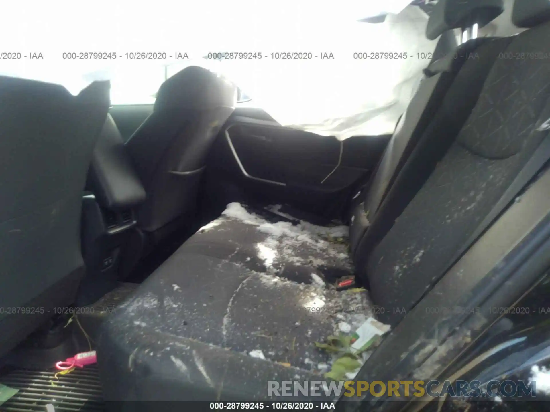 8 Photograph of a damaged car JTMP1RFV0KJ025318 TOYOTA RAV4 2019