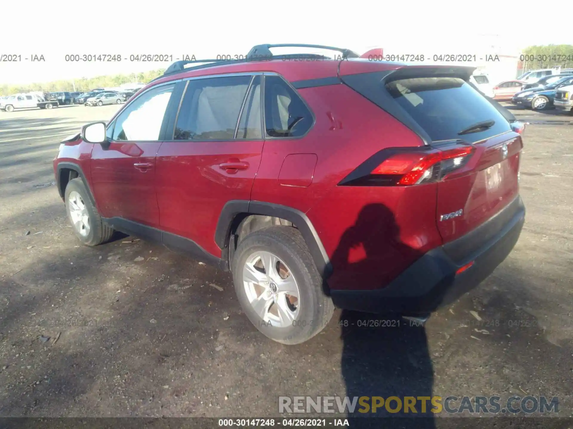 3 Фотография поврежденного автомобиля JTMP1RFV1KD004931 TOYOTA RAV4 2019