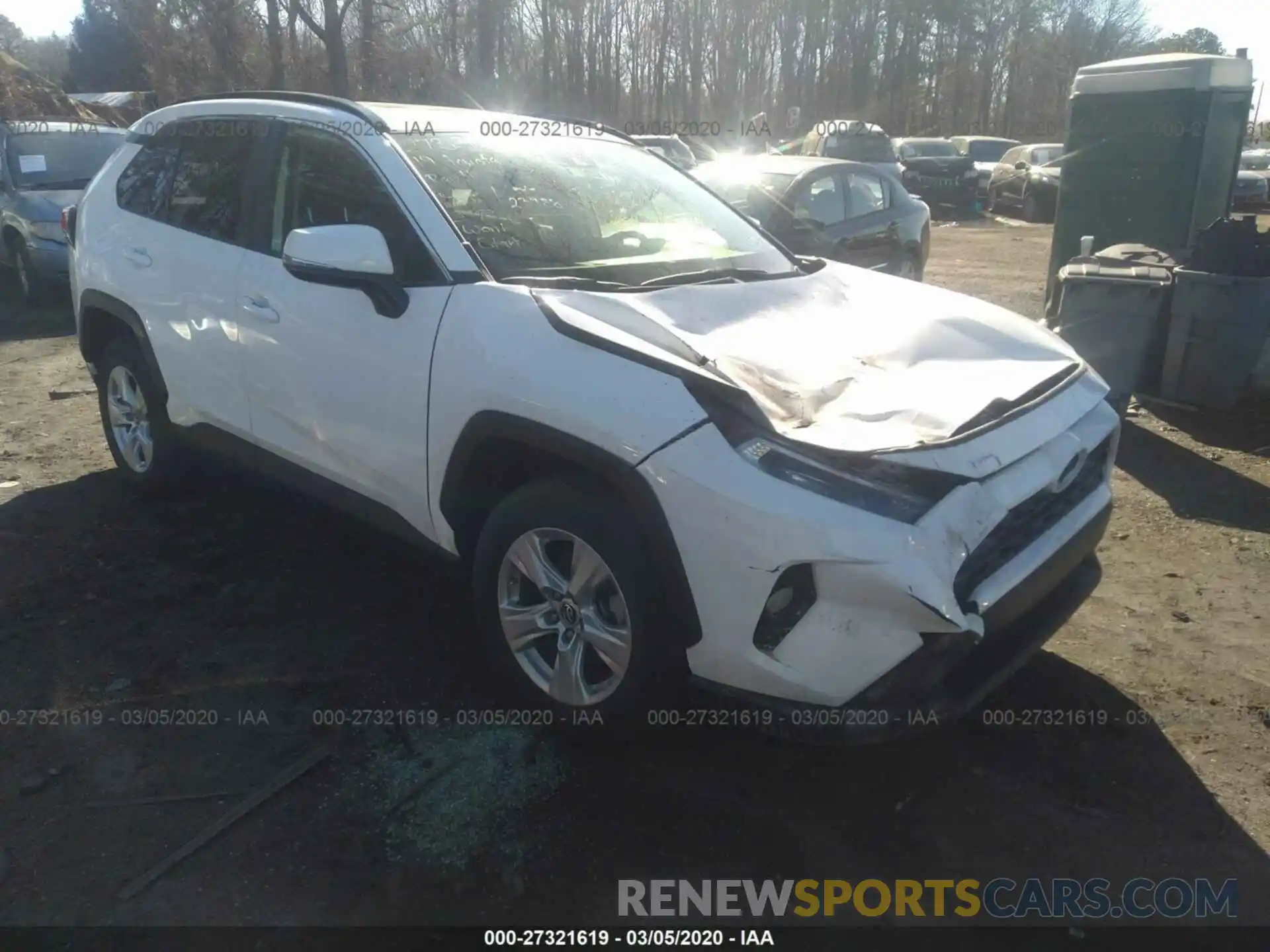 1 Photograph of a damaged car JTMP1RFV1KD007599 TOYOTA RAV4 2019