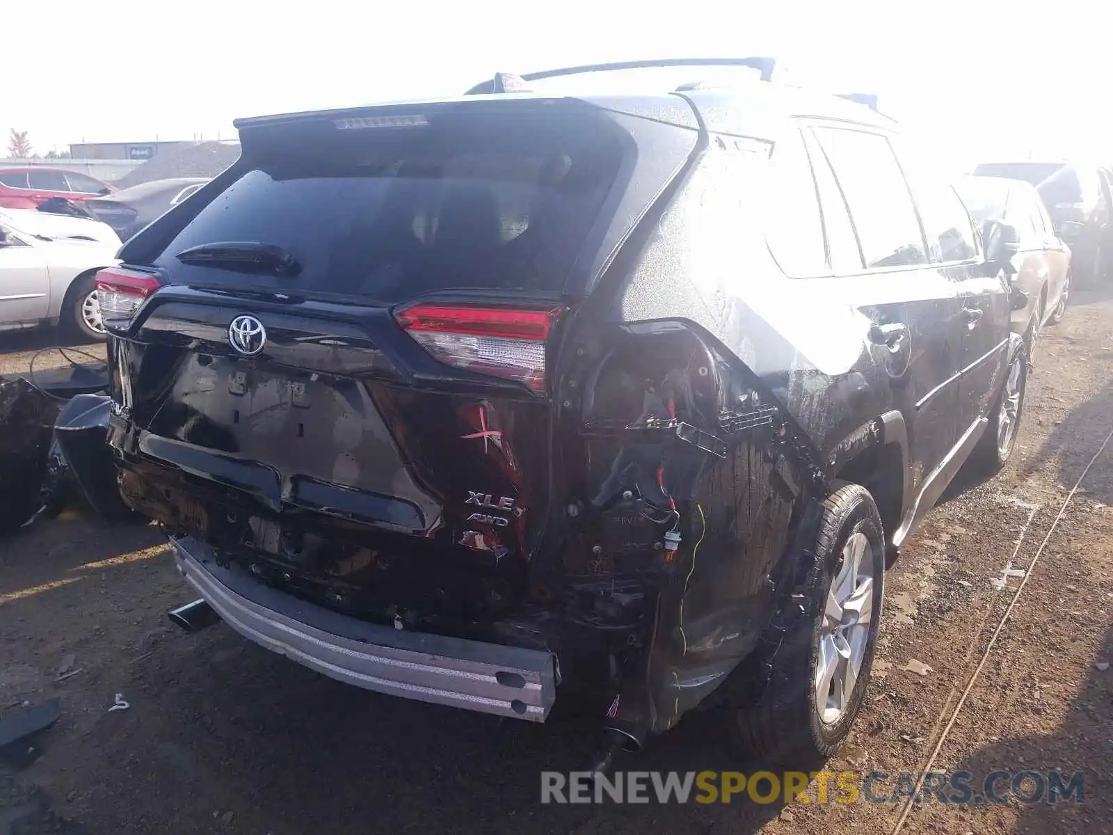 4 Photograph of a damaged car JTMP1RFV1KD008509 TOYOTA RAV4 2019