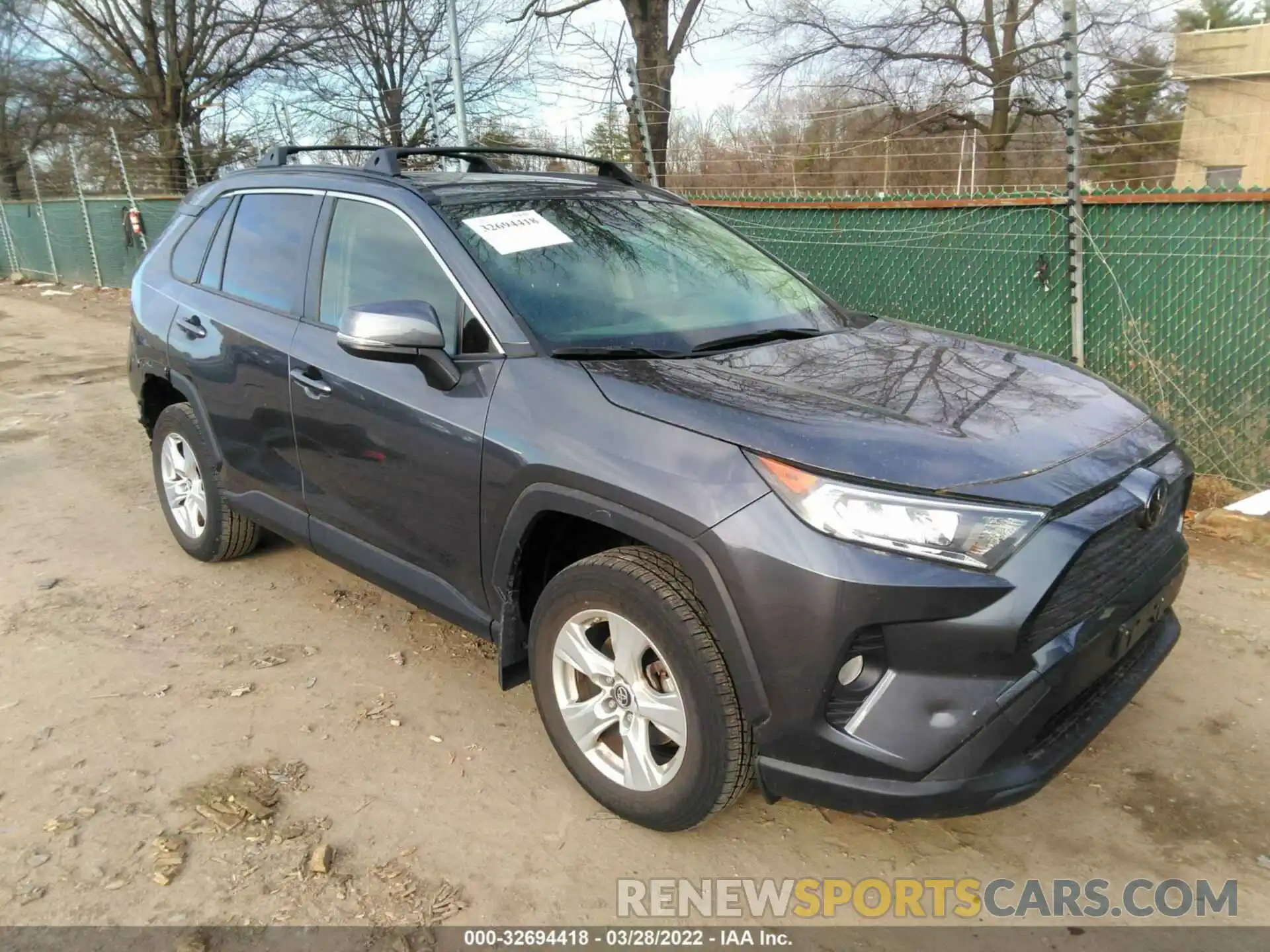 1 Фотография поврежденного автомобиля JTMP1RFV1KD009031 TOYOTA RAV4 2019