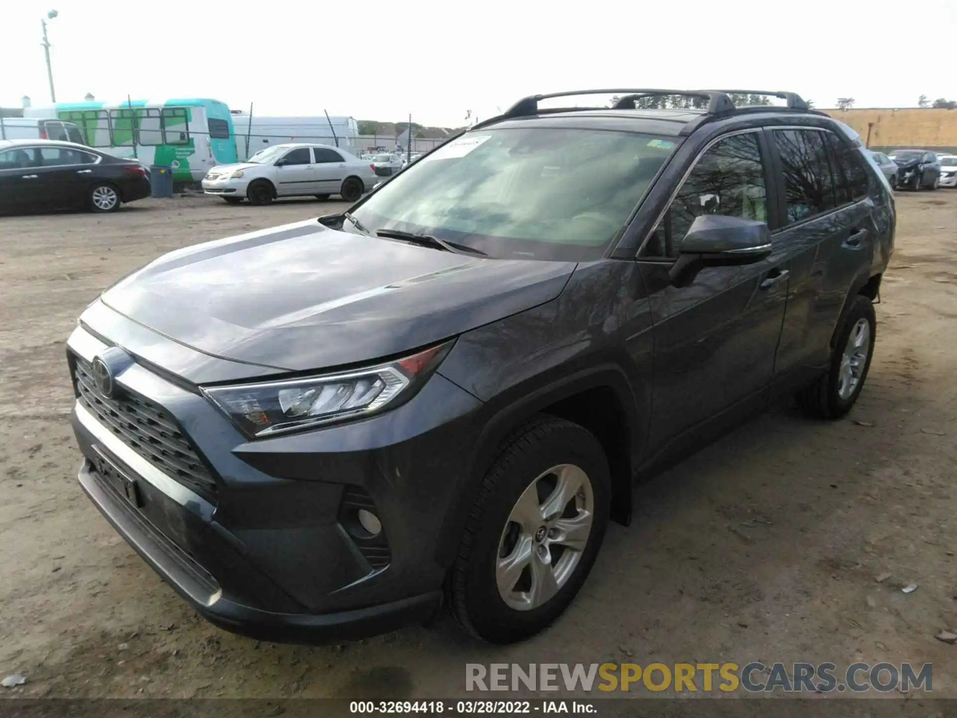 2 Фотография поврежденного автомобиля JTMP1RFV1KD009031 TOYOTA RAV4 2019