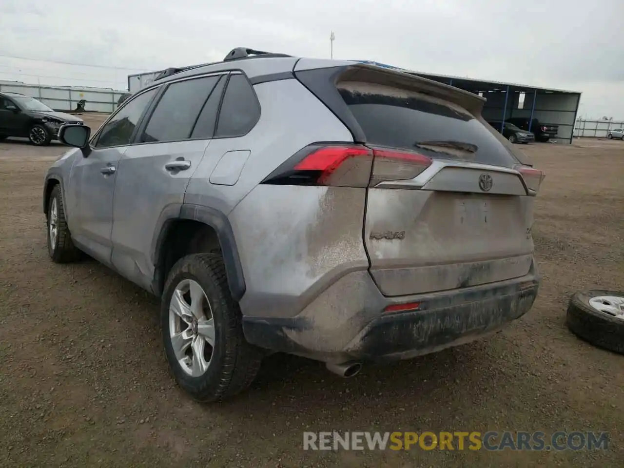 3 Фотография поврежденного автомобиля JTMP1RFV1KD010342 TOYOTA RAV4 2019