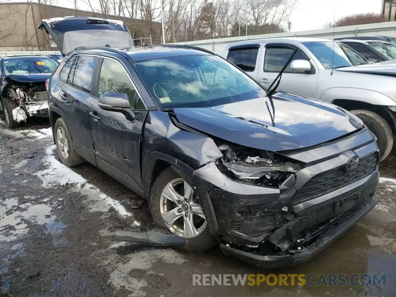 1 Photograph of a damaged car JTMP1RFV1KD015797 TOYOTA RAV4 2019