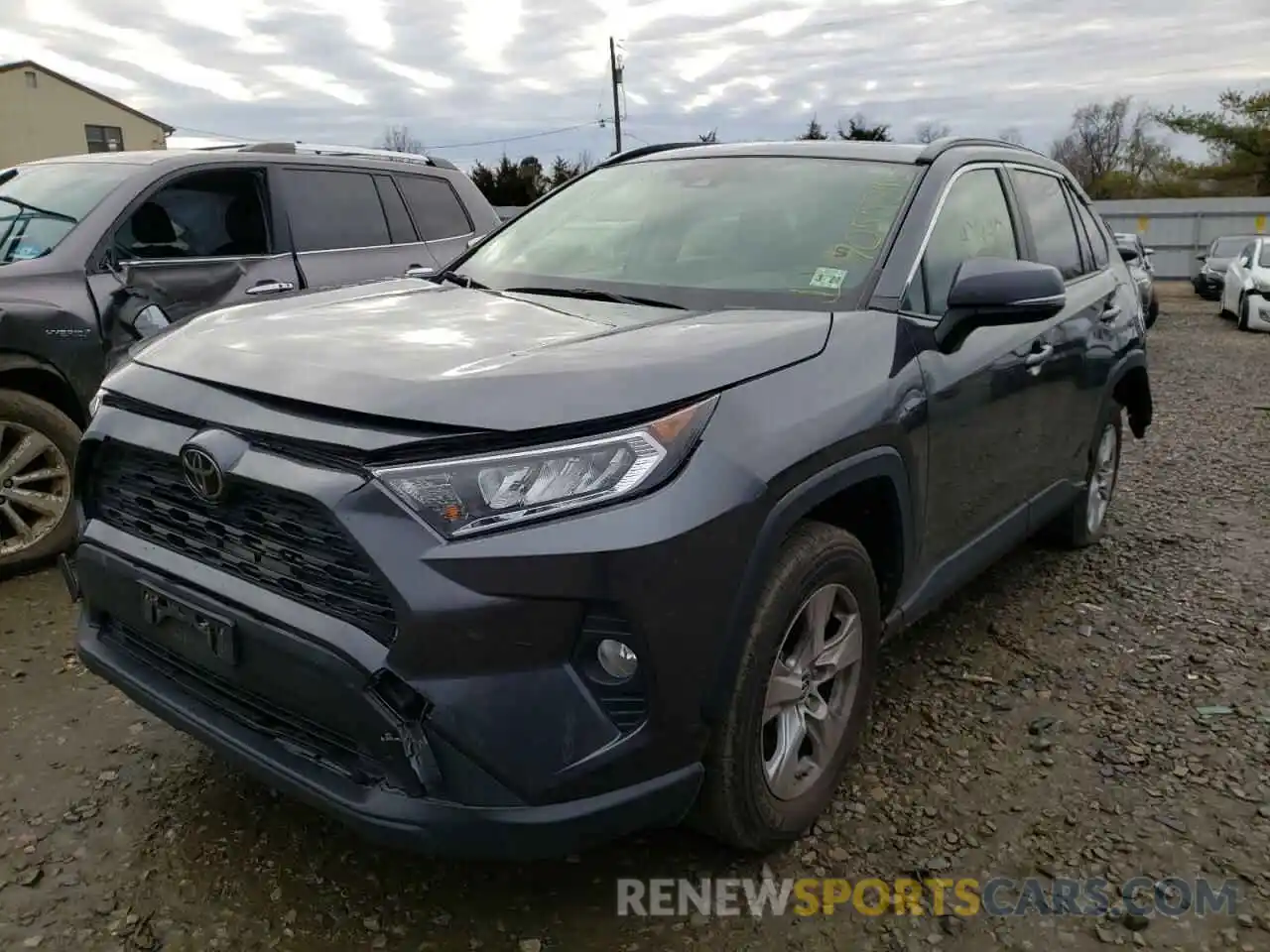 2 Фотография поврежденного автомобиля JTMP1RFV1KD016805 TOYOTA RAV4 2019