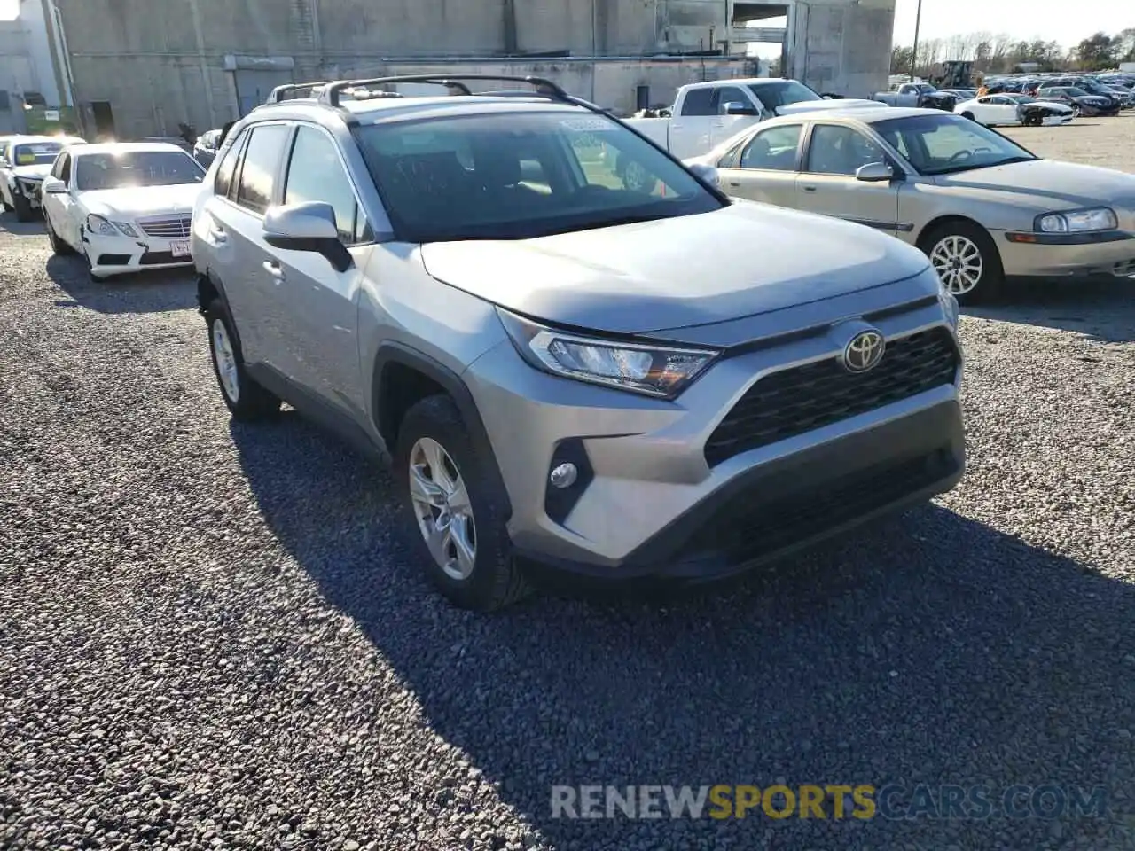 1 Photograph of a damaged car JTMP1RFV1KD024211 TOYOTA RAV4 2019