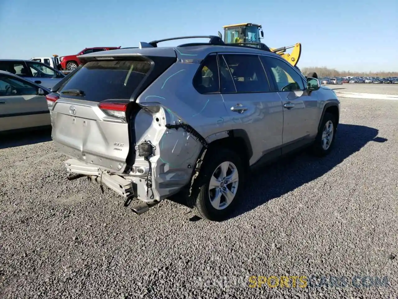 4 Photograph of a damaged car JTMP1RFV1KD024211 TOYOTA RAV4 2019