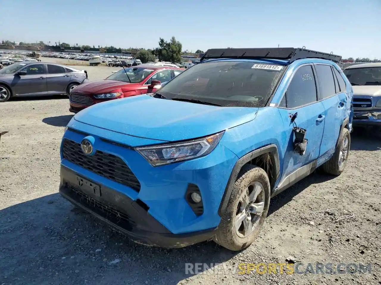 2 Photograph of a damaged car JTMP1RFV1KD024869 TOYOTA RAV4 2019