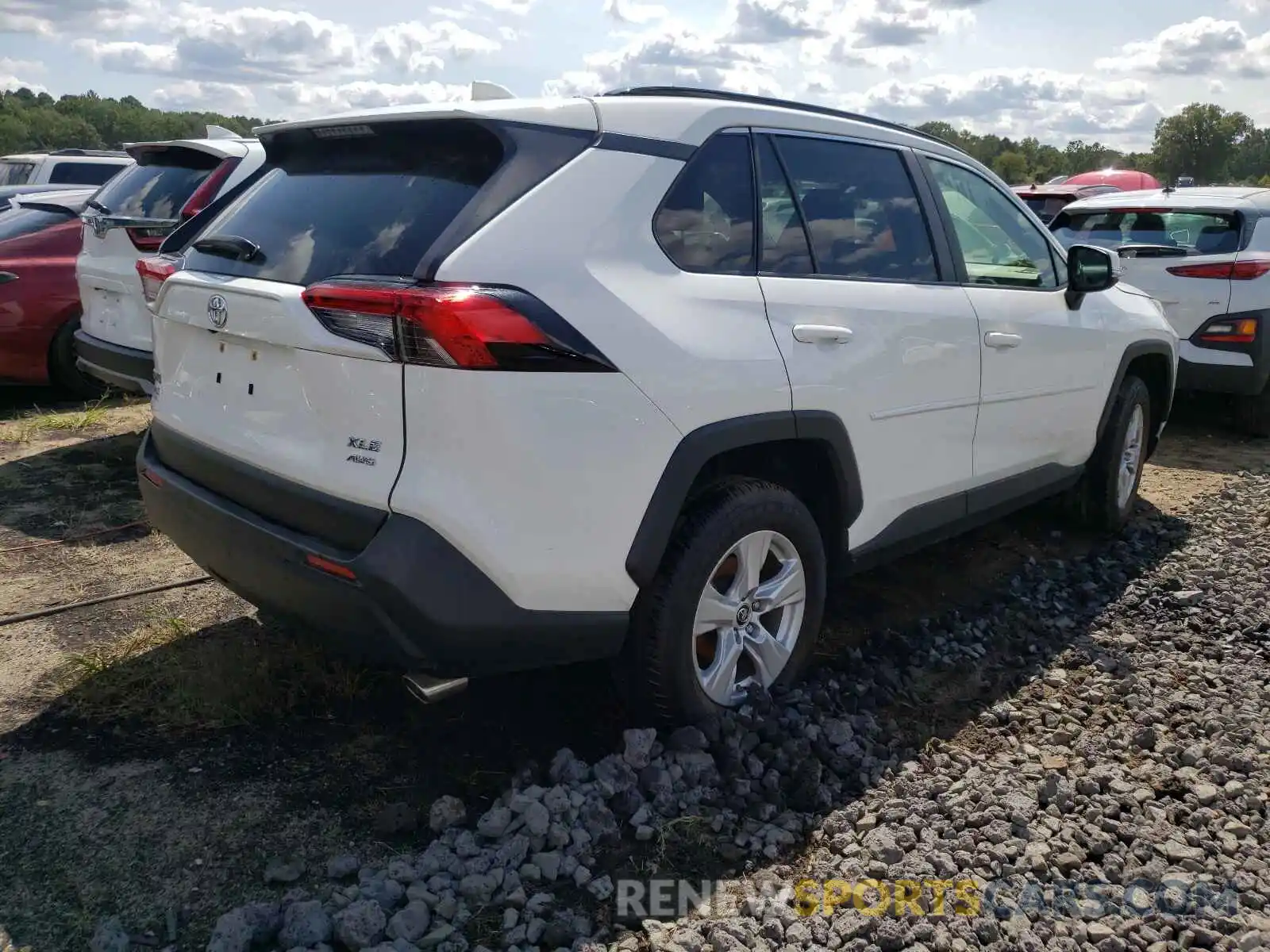 4 Photograph of a damaged car JTMP1RFV1KD025391 TOYOTA RAV4 2019