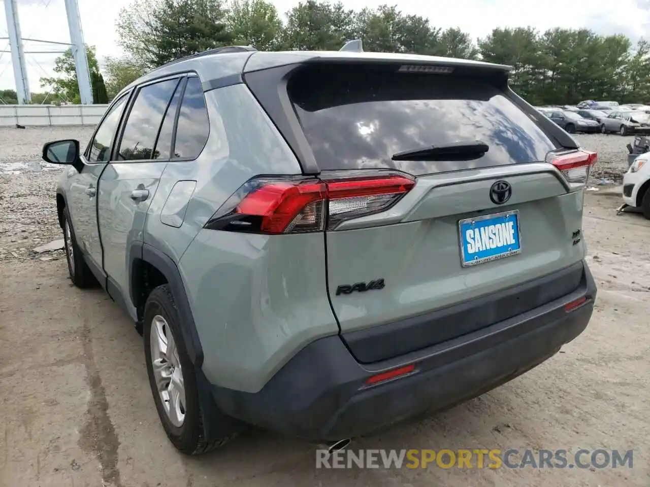 3 Photograph of a damaged car JTMP1RFV1KD026007 TOYOTA RAV4 2019