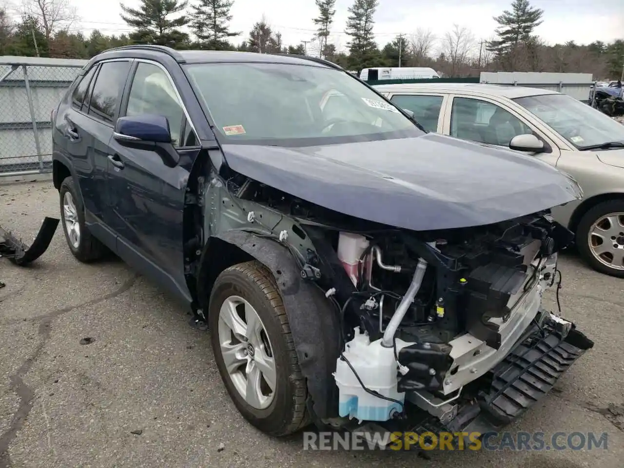 1 Photograph of a damaged car JTMP1RFV1KD027822 TOYOTA RAV4 2019