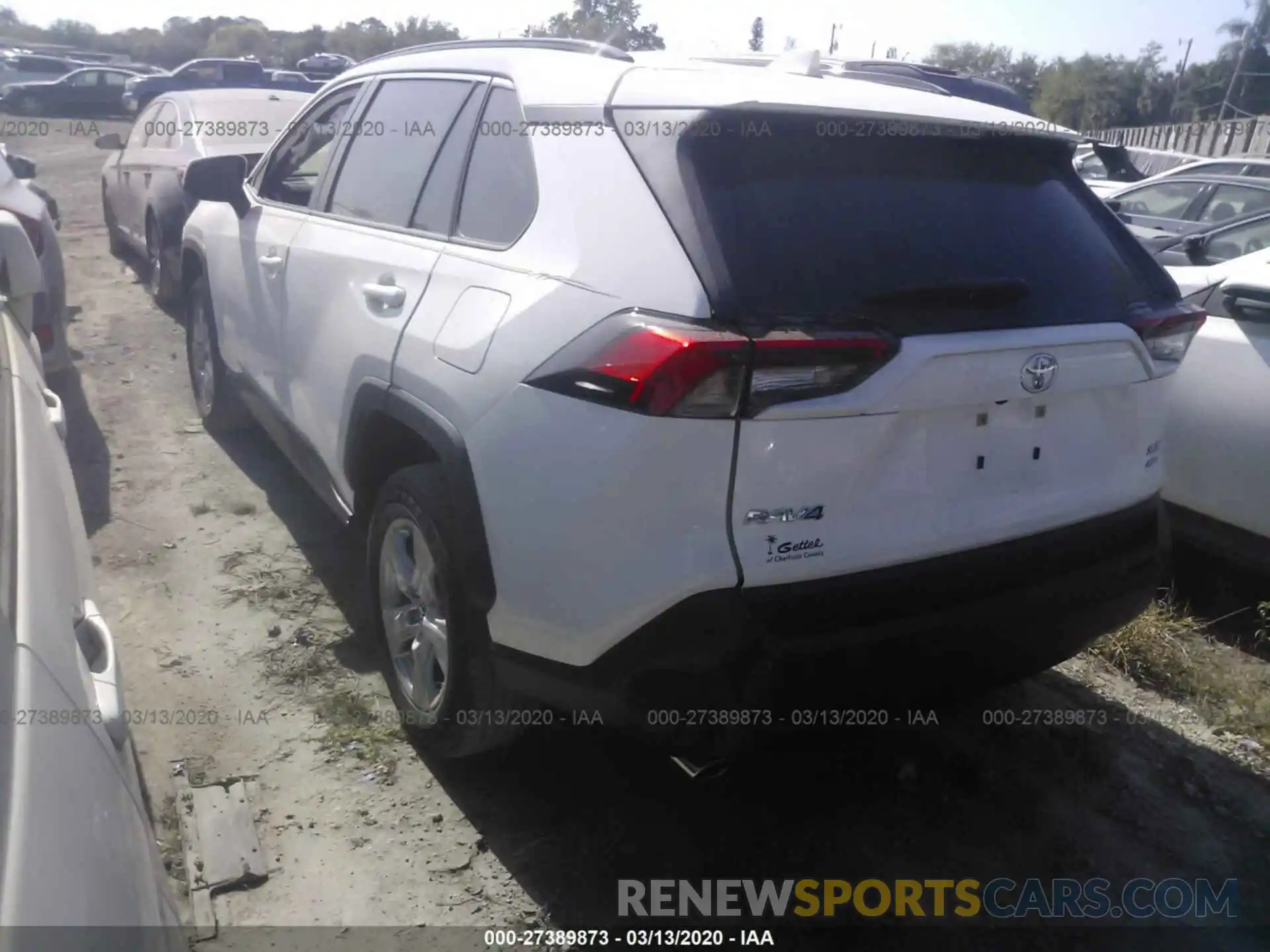 3 Фотография поврежденного автомобиля JTMP1RFV1KD027920 TOYOTA RAV4 2019