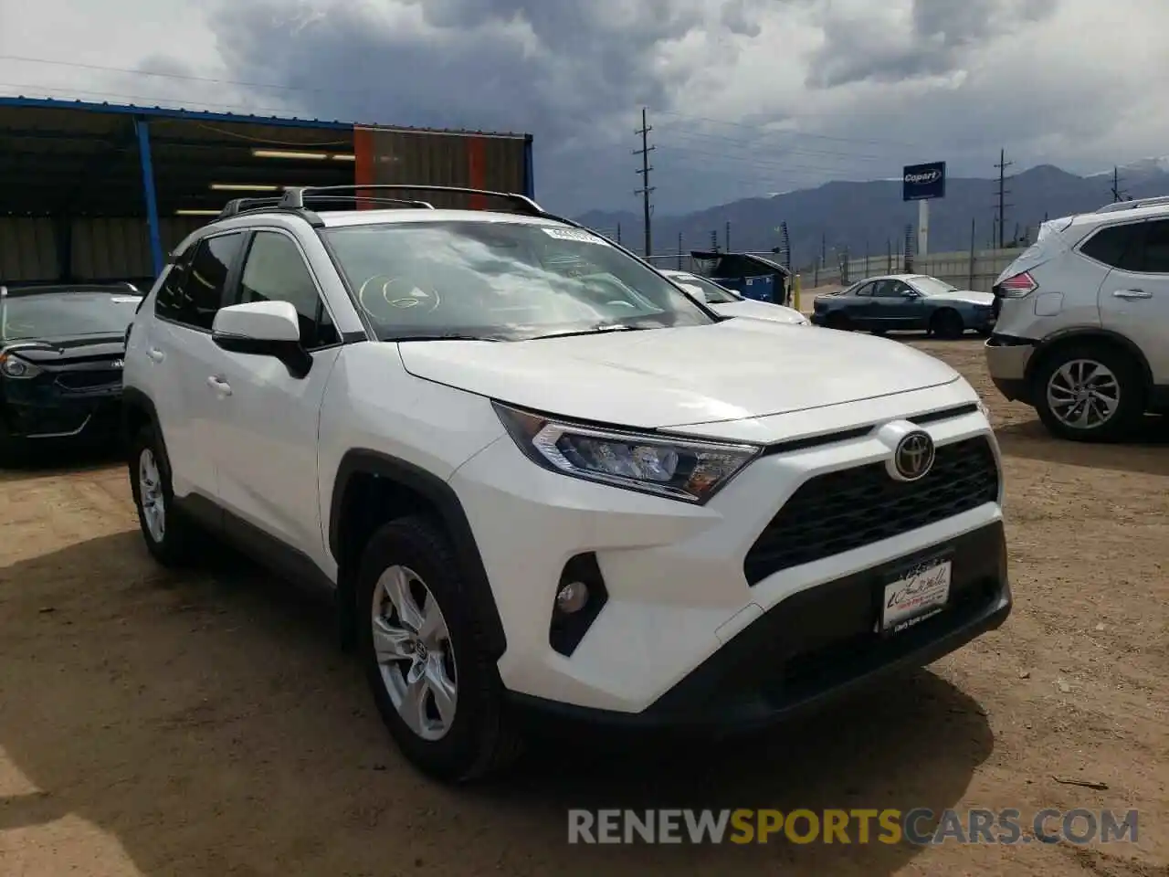 1 Photograph of a damaged car JTMP1RFV1KD038660 TOYOTA RAV4 2019