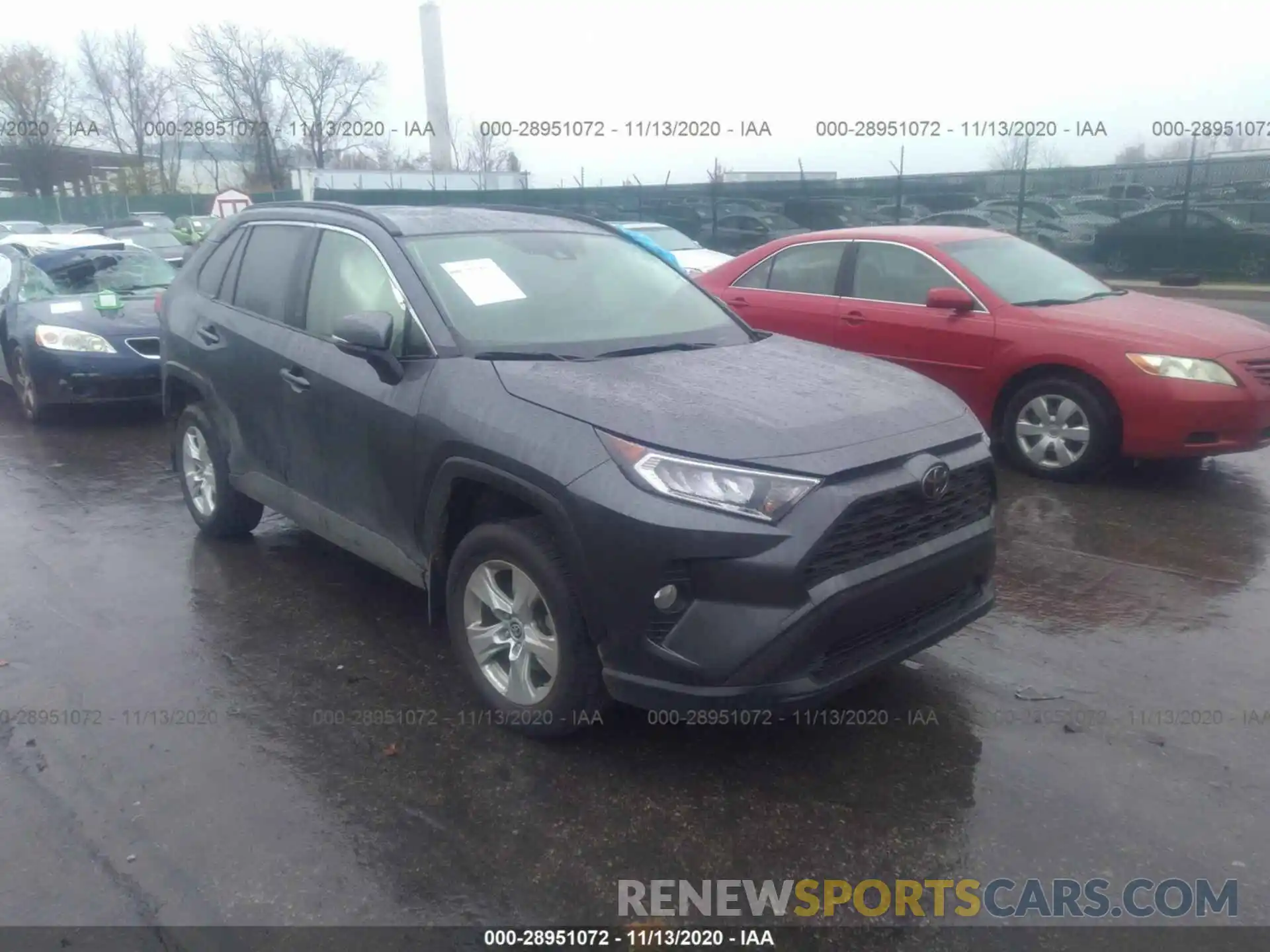 1 Photograph of a damaged car JTMP1RFV1KD039582 TOYOTA RAV4 2019