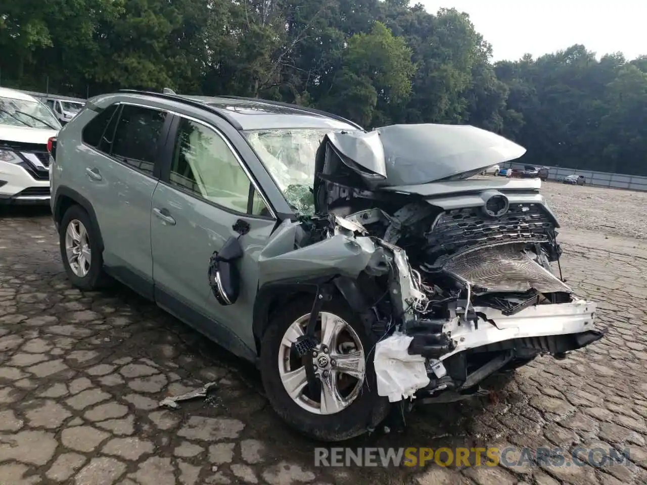 1 Photograph of a damaged car JTMP1RFV1KD045222 TOYOTA RAV4 2019