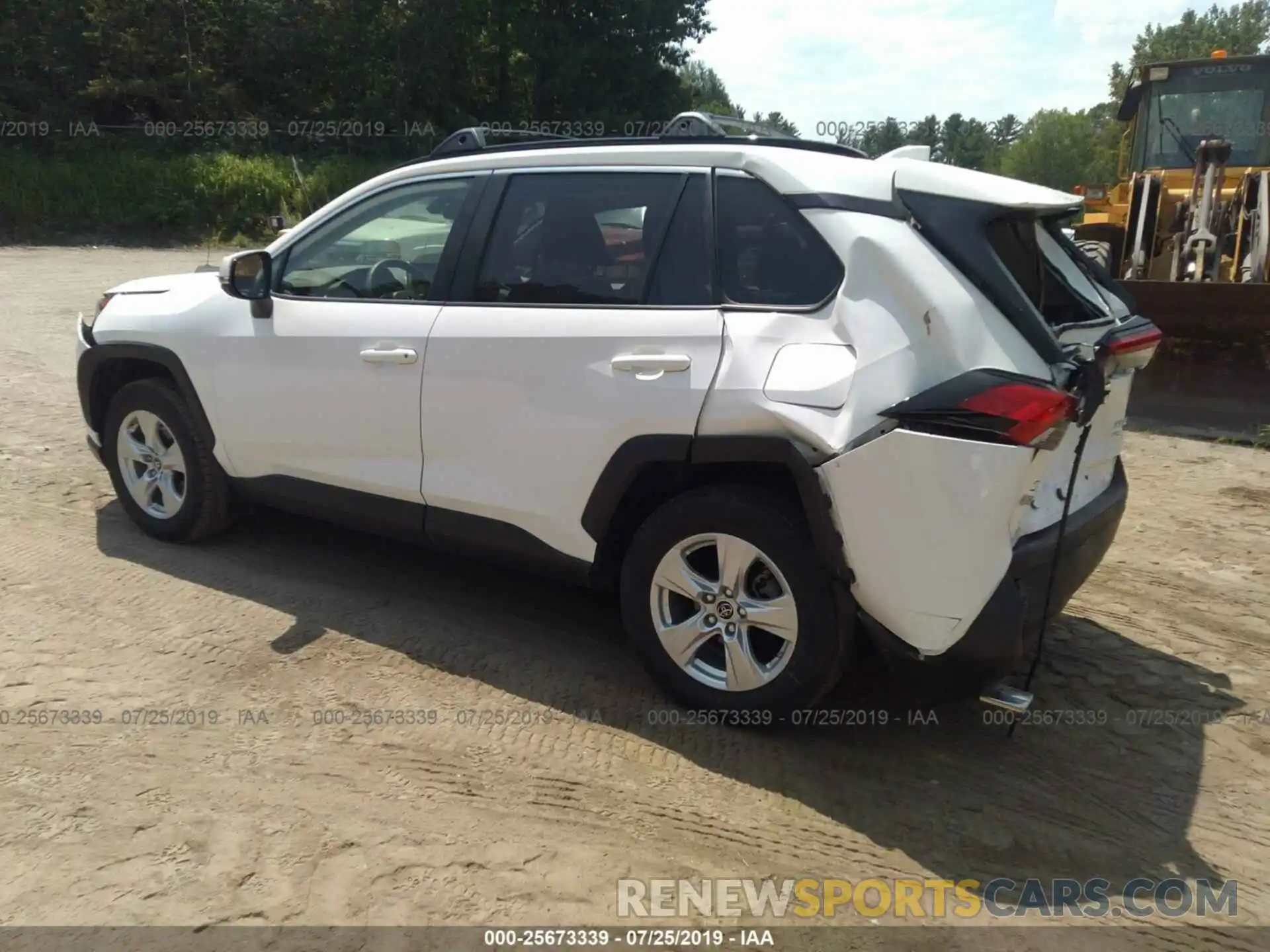 3 Фотография поврежденного автомобиля JTMP1RFV1KD500165 TOYOTA RAV4 2019