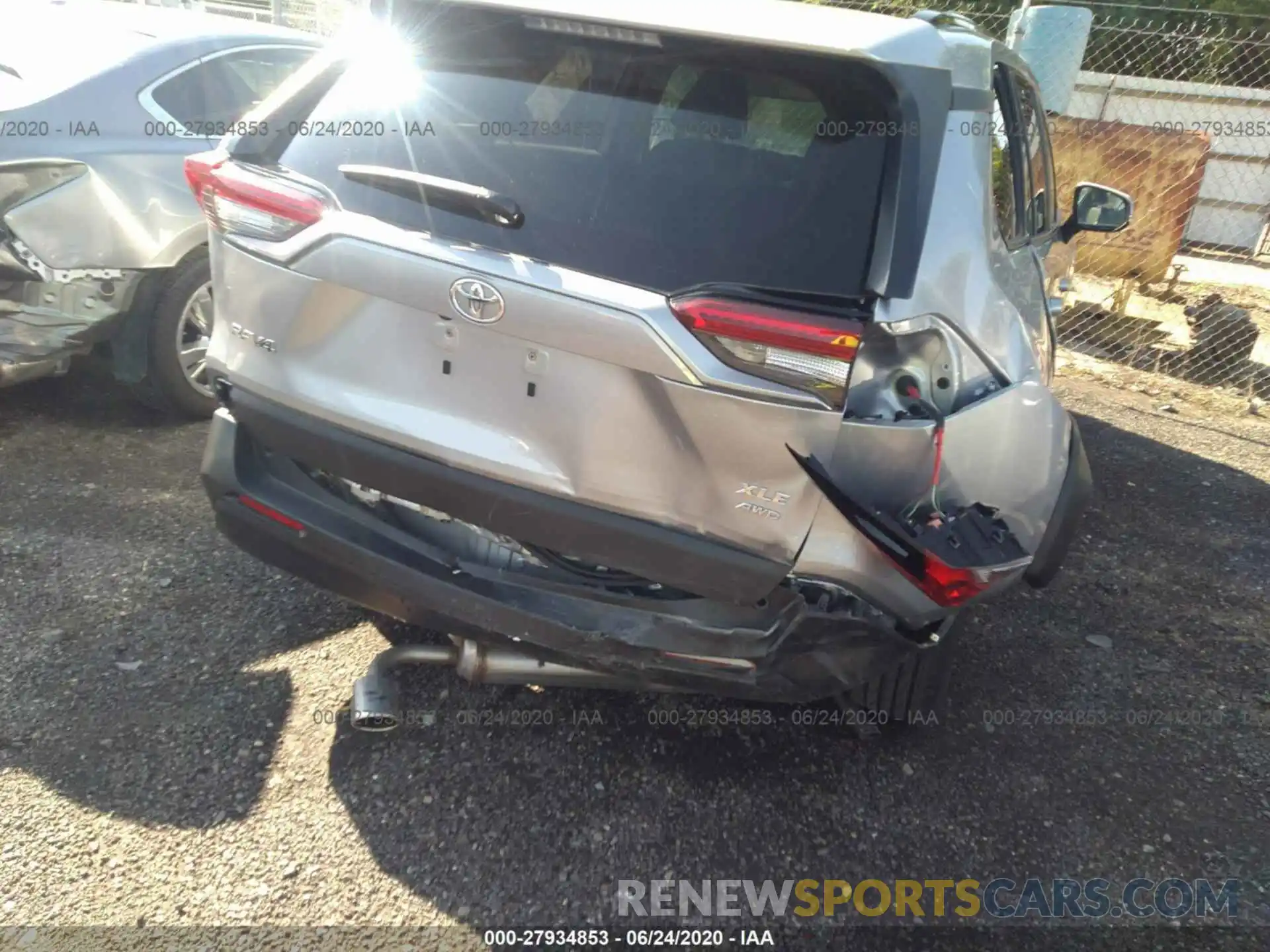 6 Photograph of a damaged car JTMP1RFV1KD503406 TOYOTA RAV4 2019