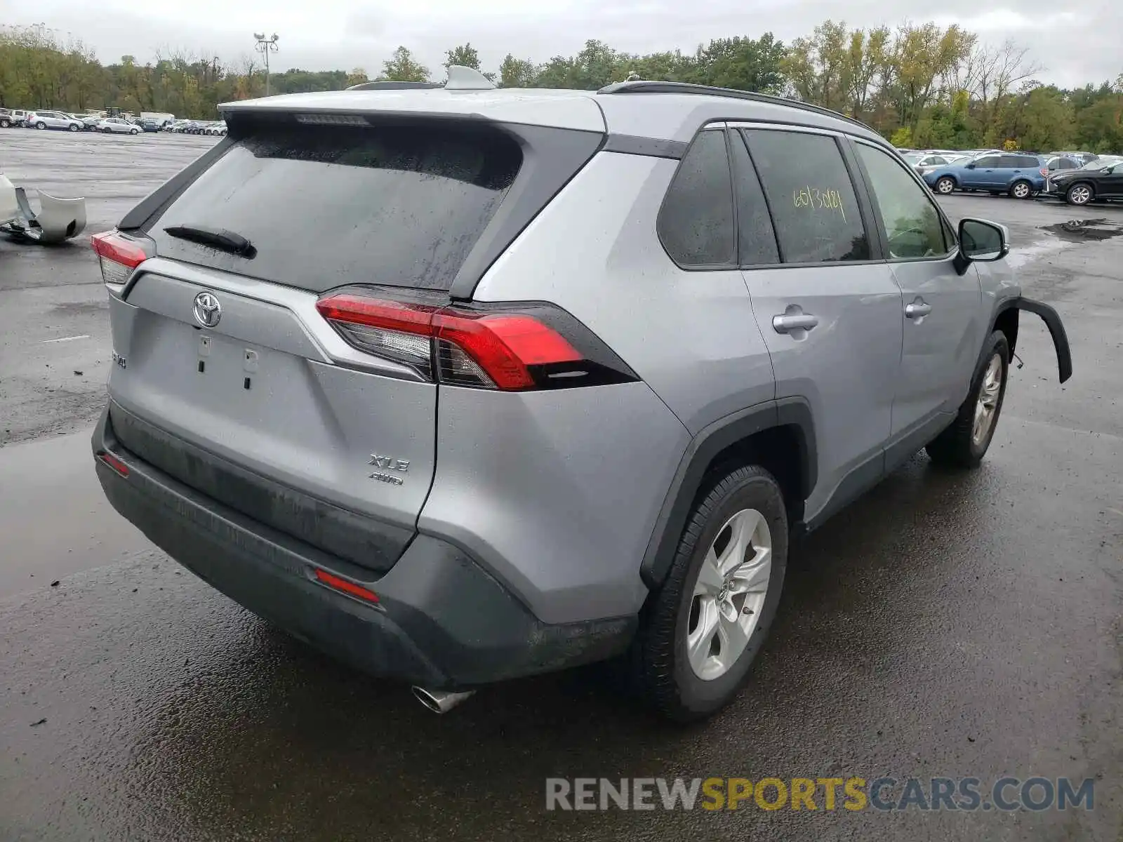 4 Photograph of a damaged car JTMP1RFV1KD505107 TOYOTA RAV4 2019