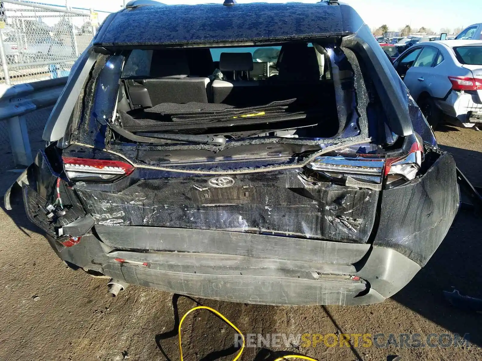 9 Photograph of a damaged car JTMP1RFV1KD511845 TOYOTA RAV4 2019